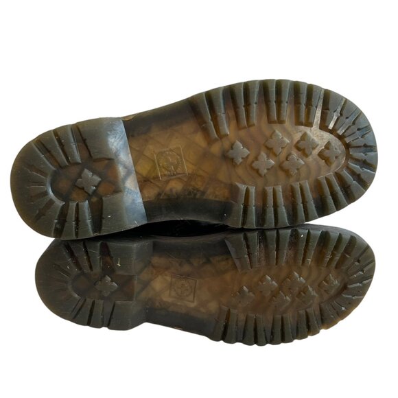 Dr Martens boots - Picture 8 of 13